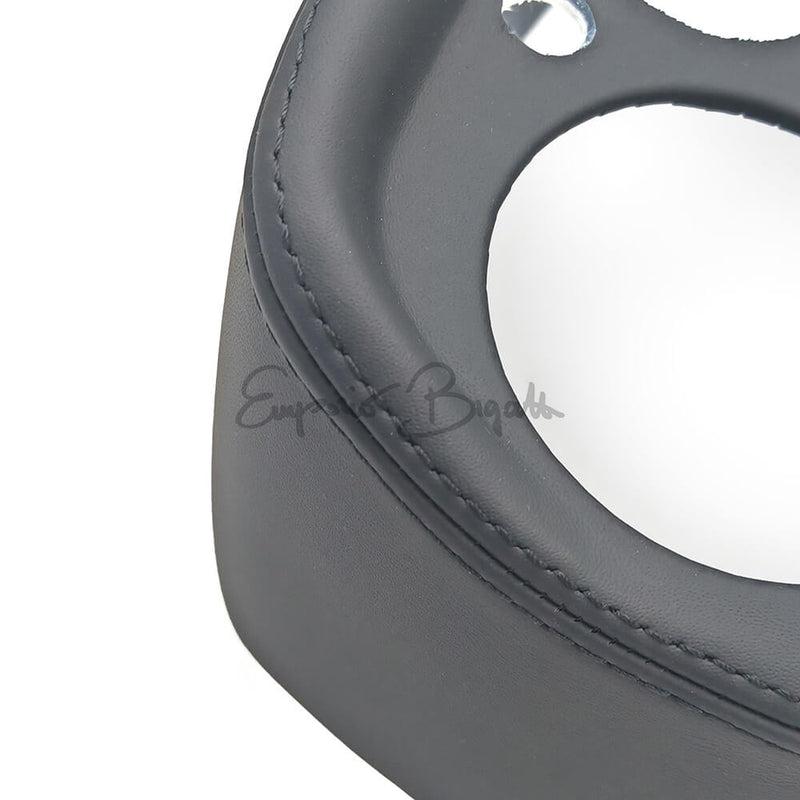 Cruscotto sportivo in vetroresina rivestito in pelle nera Rettangolare senza strumenti | Fiat 500 L |